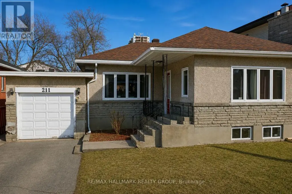 211 Columbus Avenue, Ottawa